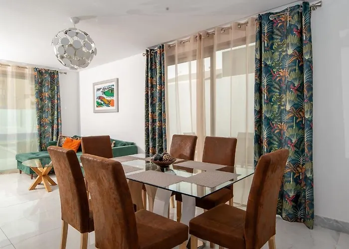 Super Cool In Cristianos